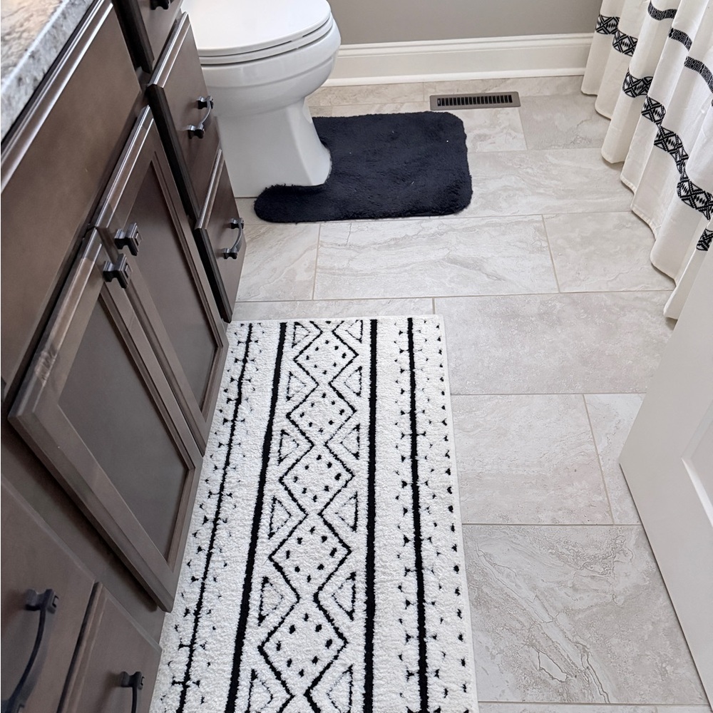 Black and White Shower Curtain with tassels on each end and accessories - Picture 2 of 3